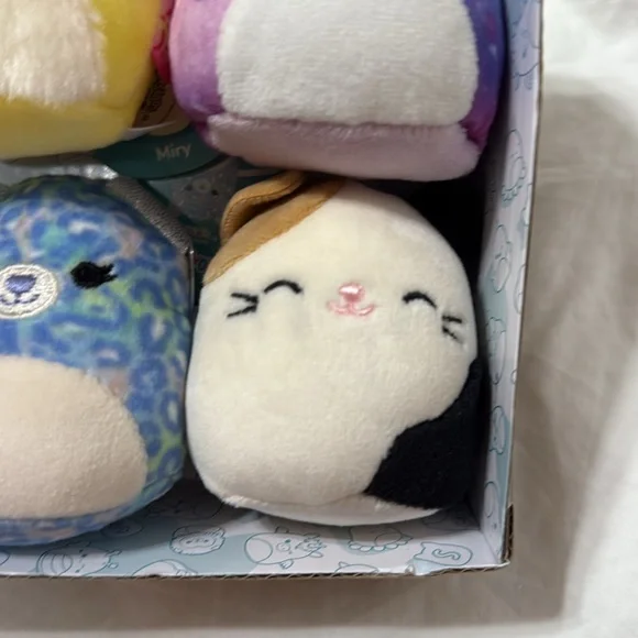 Jazwares Squishmallows Micromallows 6-Pack: 2.5" Plush Set. - Picture 8 of 8